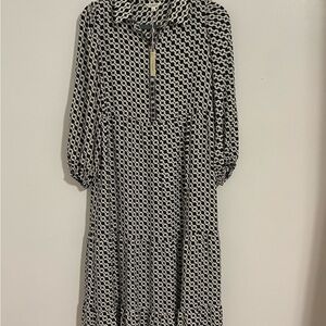 Elegant NWT Max Studio London  Black and White Patterned Dress
